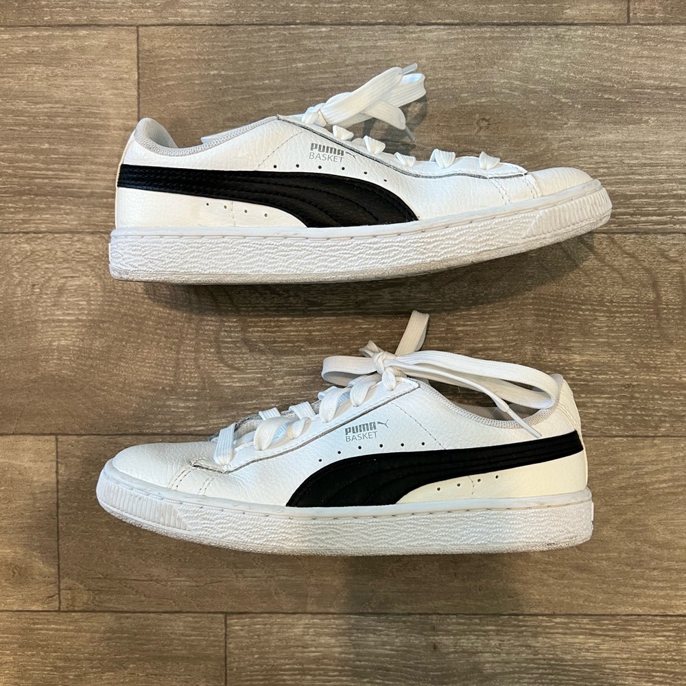 Puma Sneakers